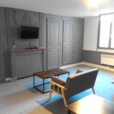 Appartement Tout Equipe Hypercentre Limoges Exterior foto